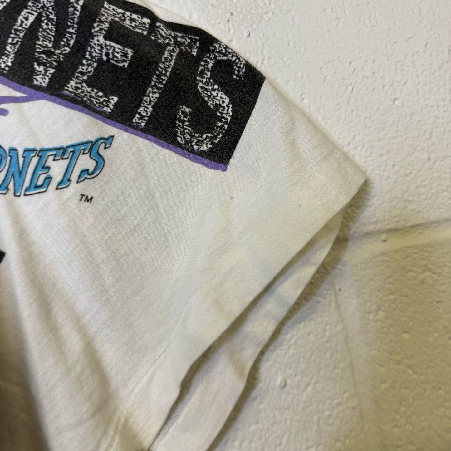 90's Charlotte Hornets AOP NBA Magic Johnson Tees T-Shirt Sz XL (B2186)