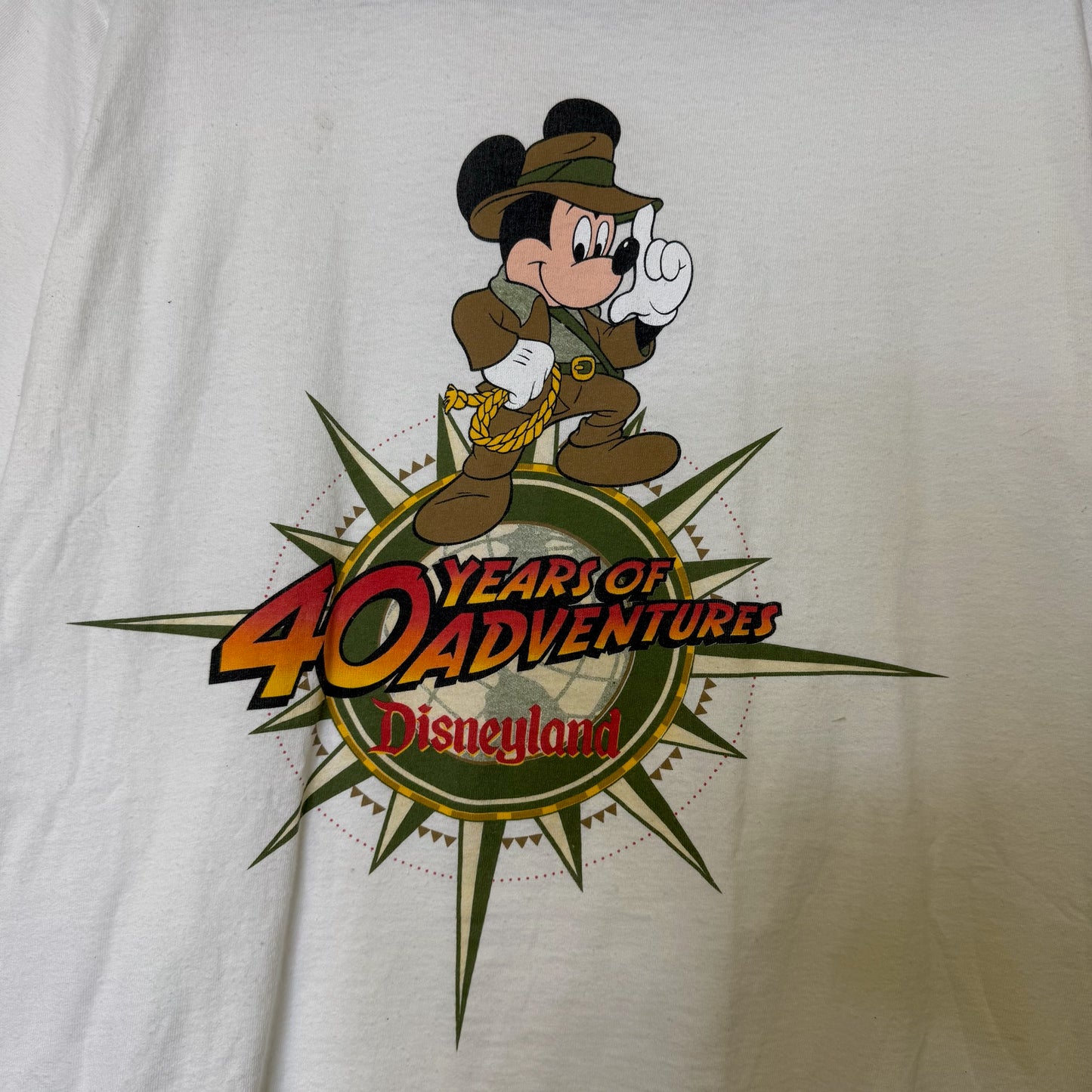 90's Disney Mickey Mouse Indiana Jones T-shirt Sz M (B640)