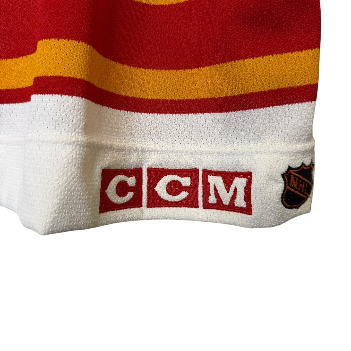 90s Calgary Flames CCM NHL Jersey Sz L