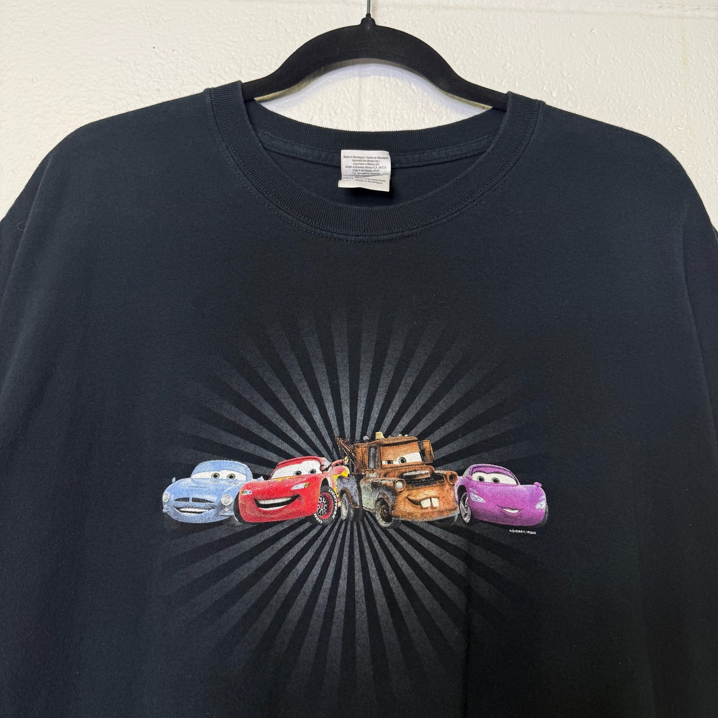 2000's Cars 2 Movie Disney Pixar T-Shirt Sz 2XL (B597)