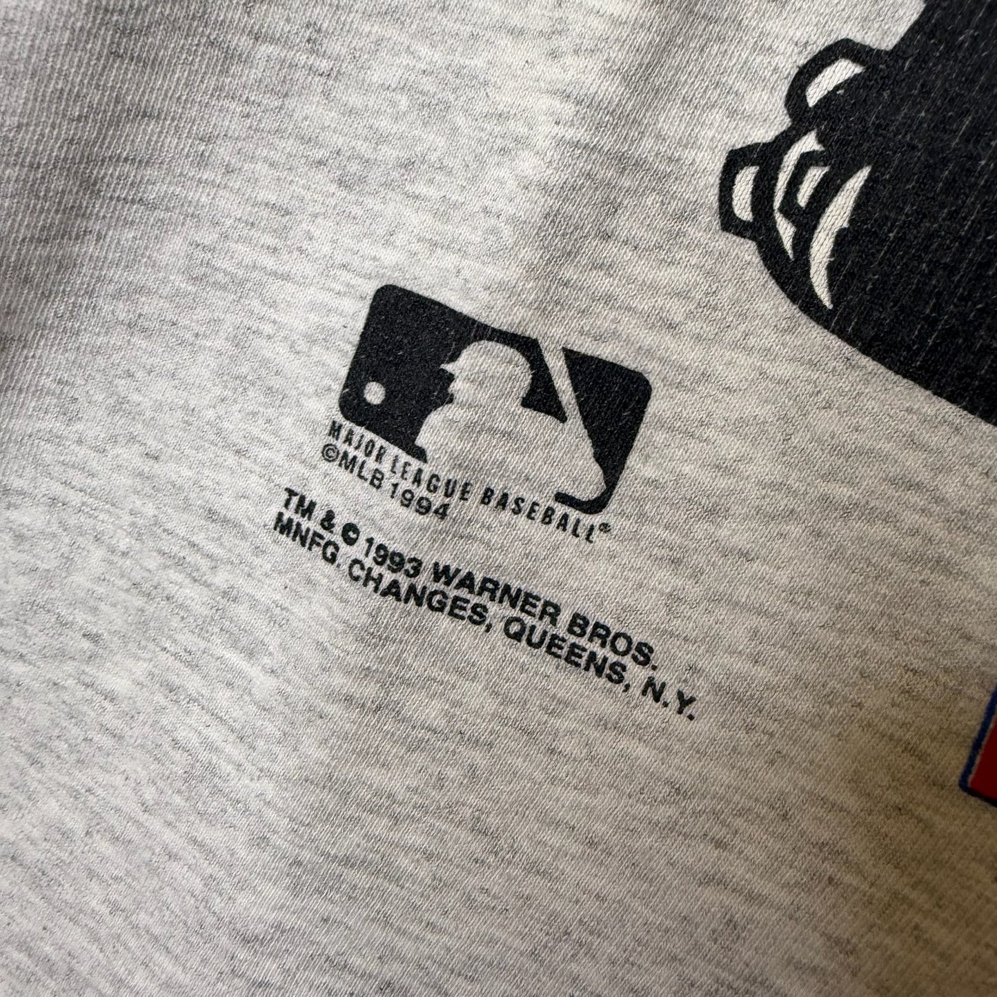 1993 Bugs Bunny Texas Rangers MLB T-shirt Sz L (B2403)