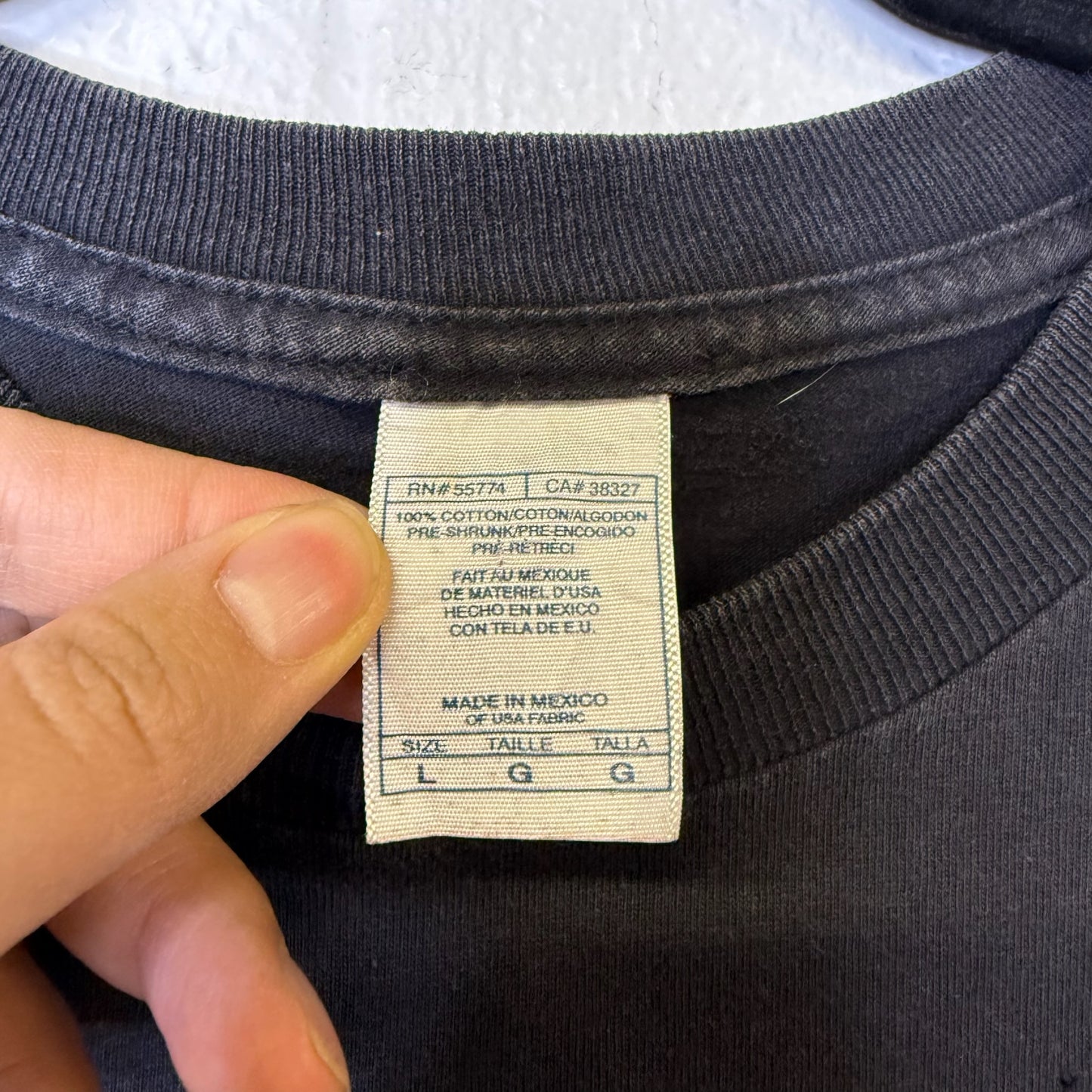 1999 The Beatles Sgt Peppers T-Shirt Sz L (B2251)