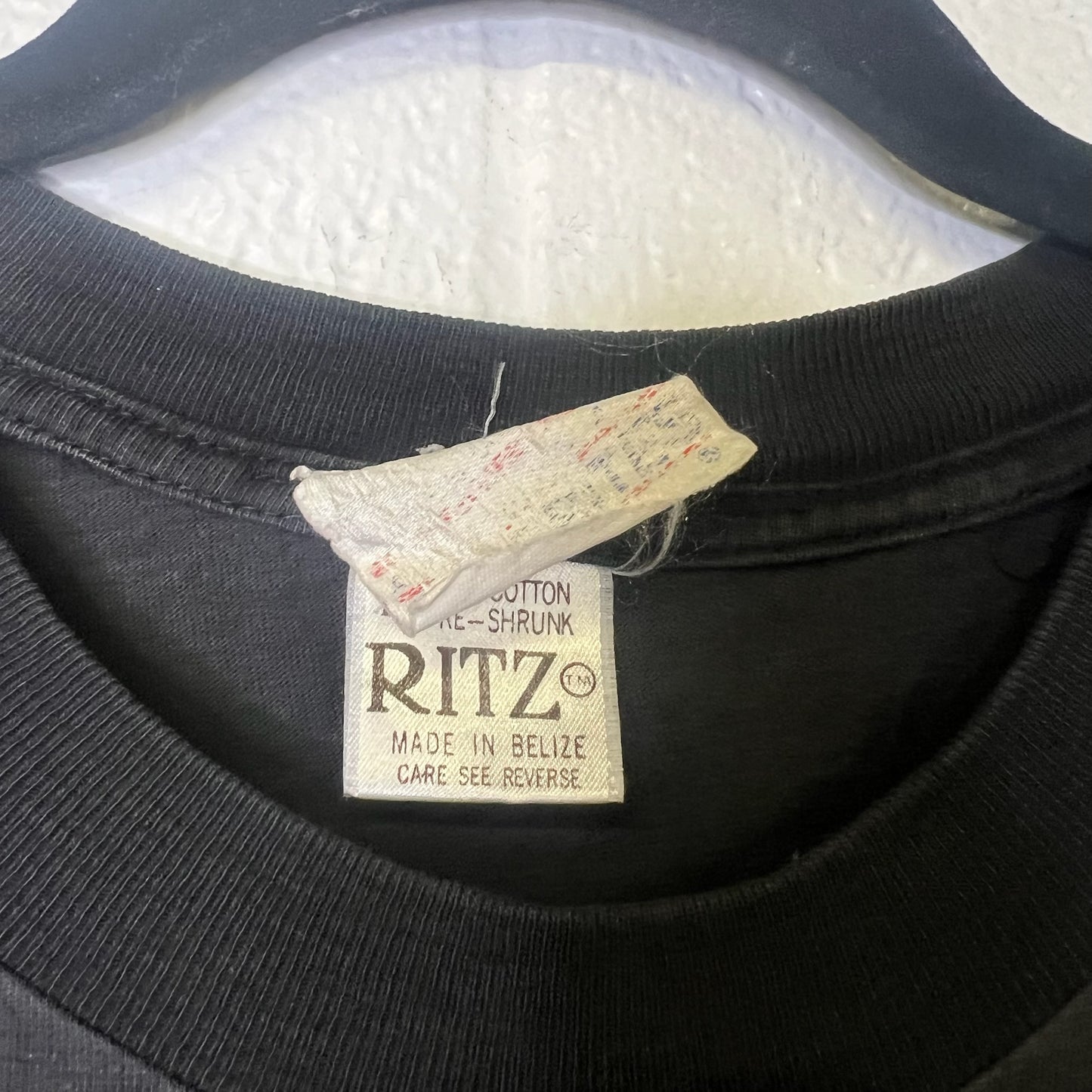 1993 Looney Tunes Bugs Bunny NFL T-Shirt (B2436)