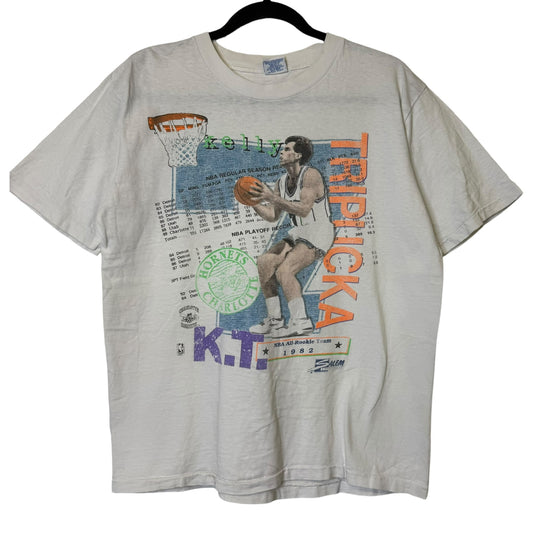 1992 Kelly Triplucka NBA T-Shirt Sz L (B2187)