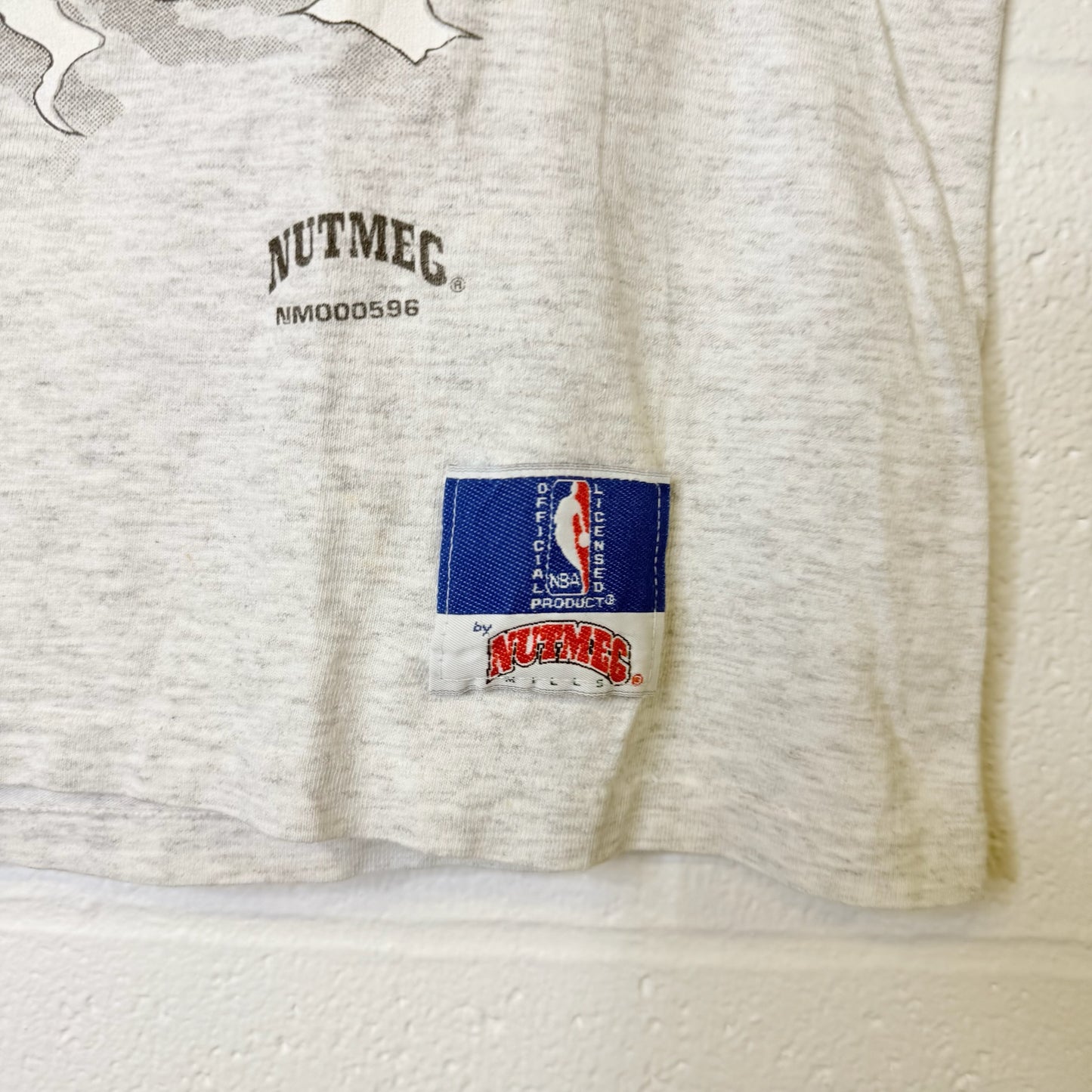 90's Los Angeles Clippers Nutmeg Breakthrough T-Shirt (B2075)