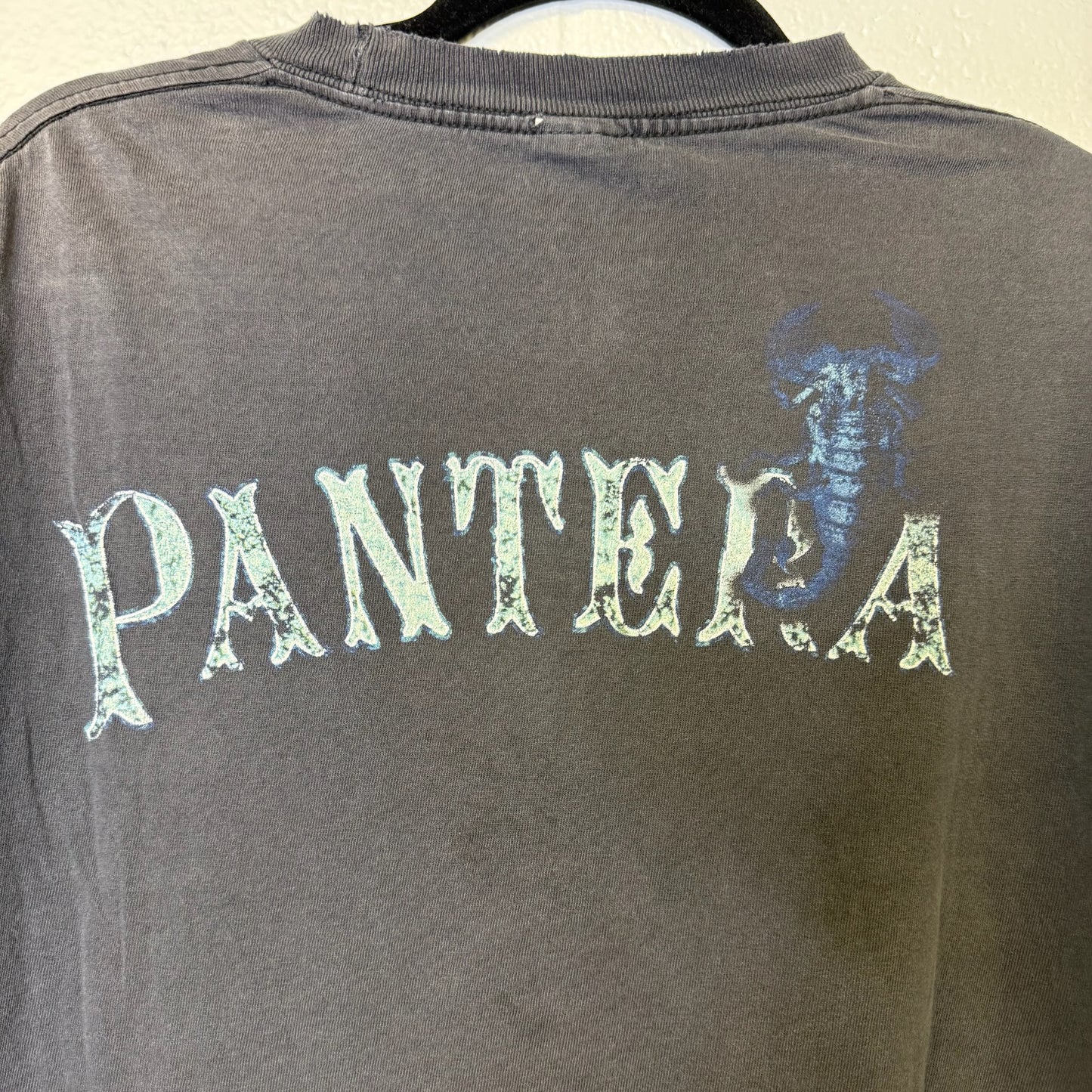 2003 Pantera T-shirt Distressed Sz L (B350)