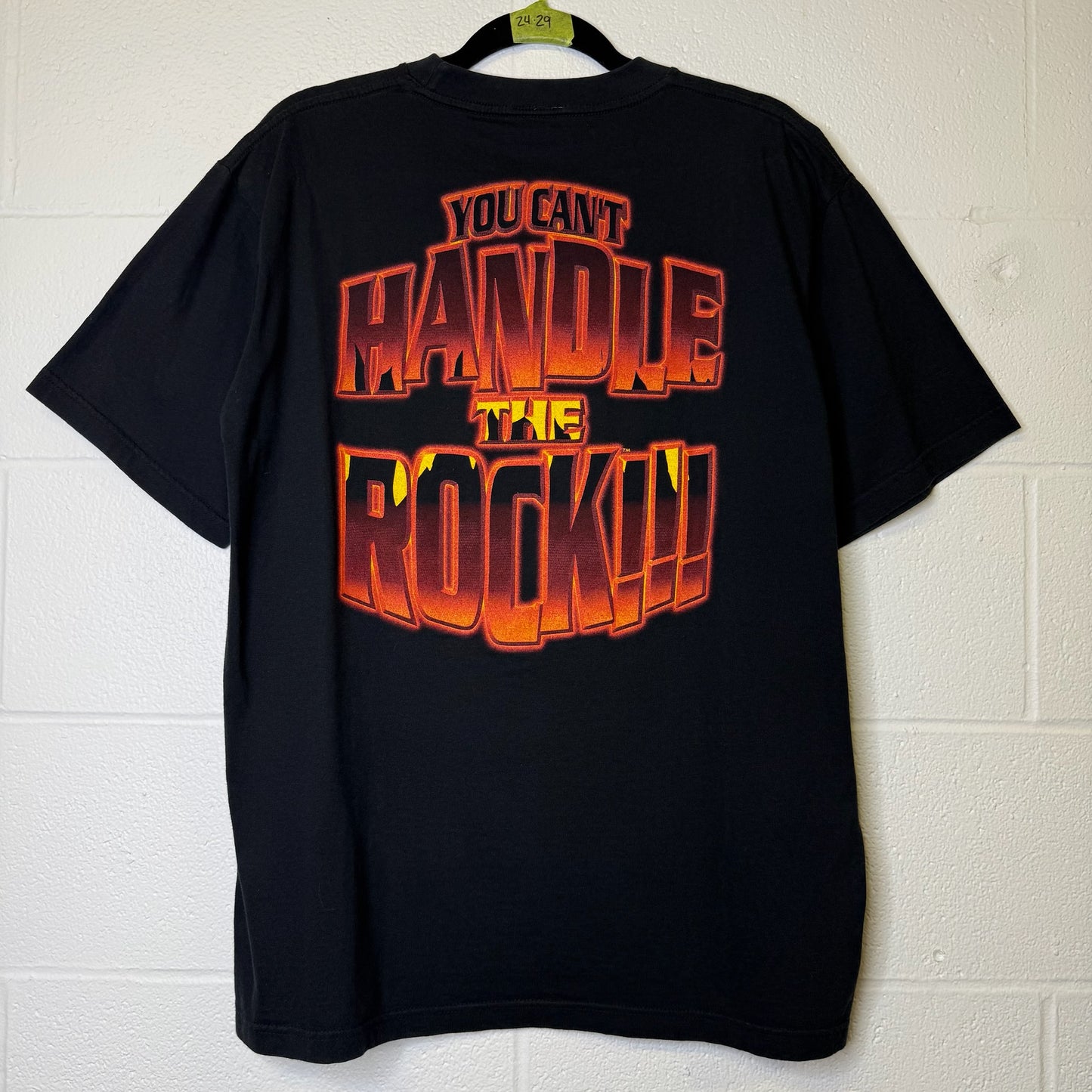 2002 The Rock WWF T-shirt size XL (B1729)