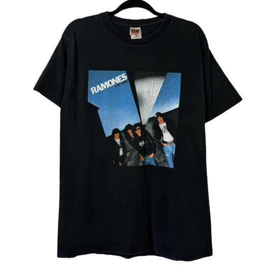 2001 Ramones T-shirt Sz L (A8959)