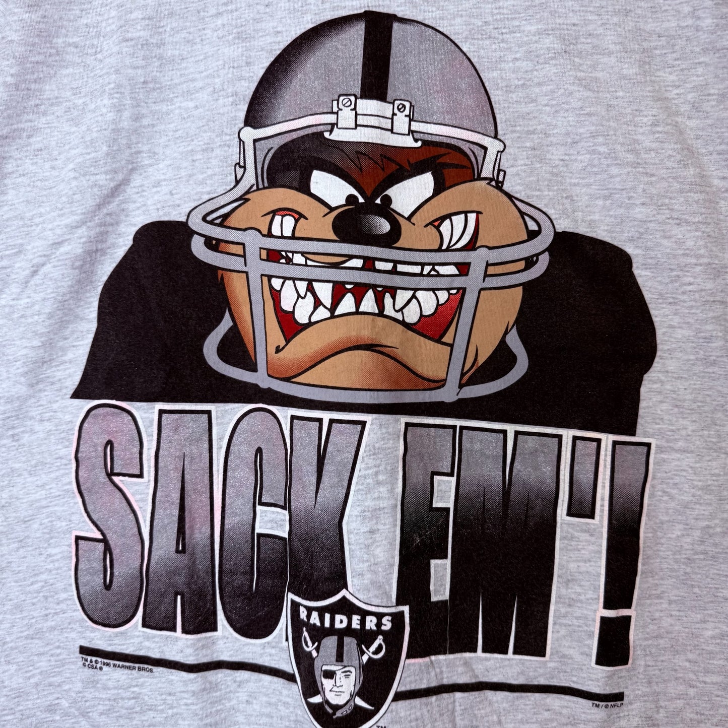 1996 Los Angeles Raiders Taz NFL T-Shirt (B2340)