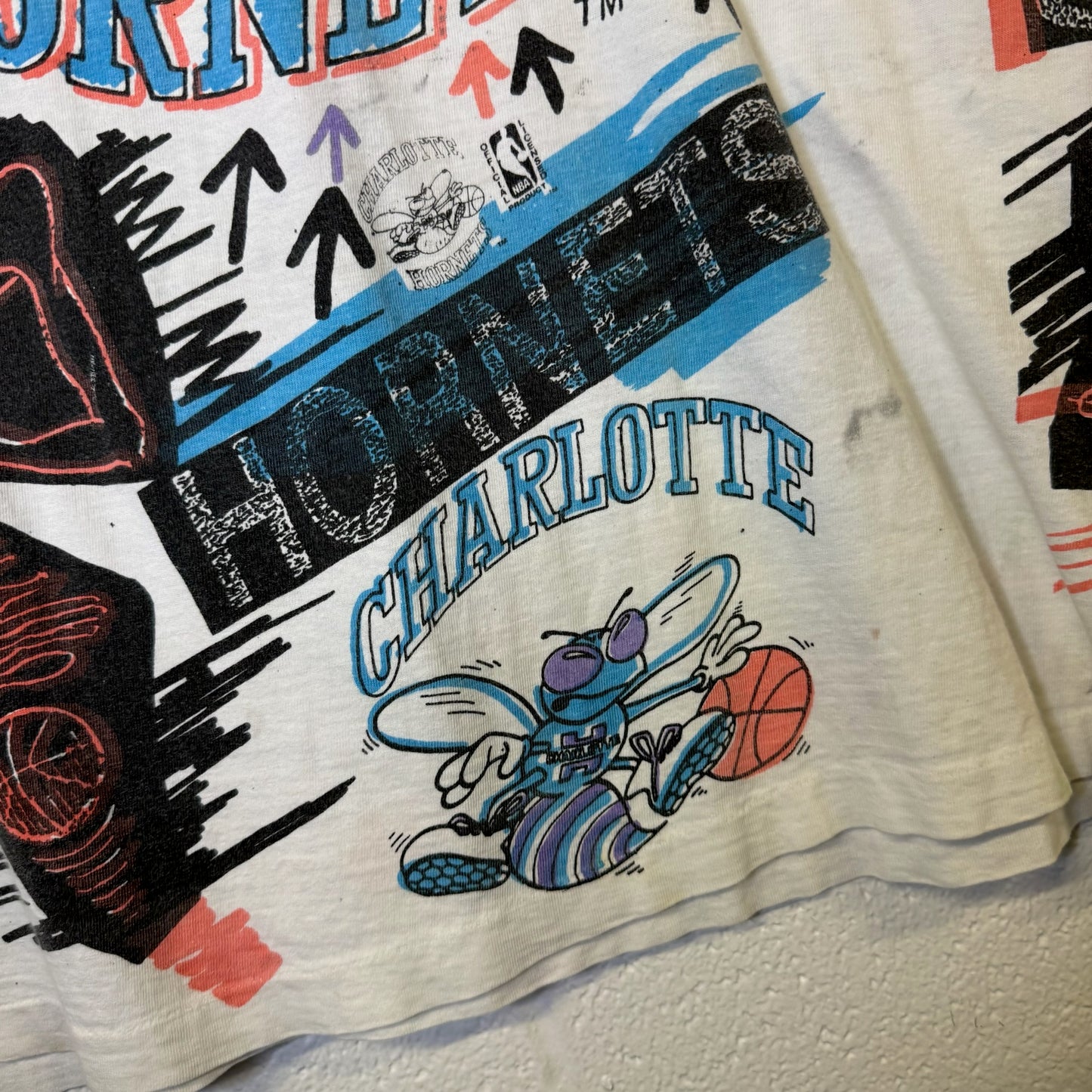 90's Charlotte Hornets AOP NBA Magic Johnson Tees T-Shirt Sz XL (B2186)