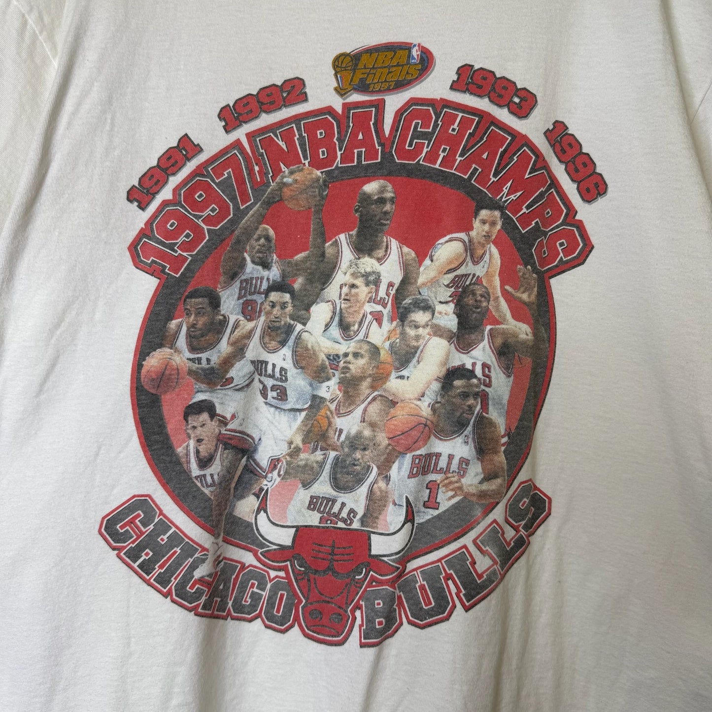 1997 Chicago Bulls NBAT-shirt Sz XL (B648)