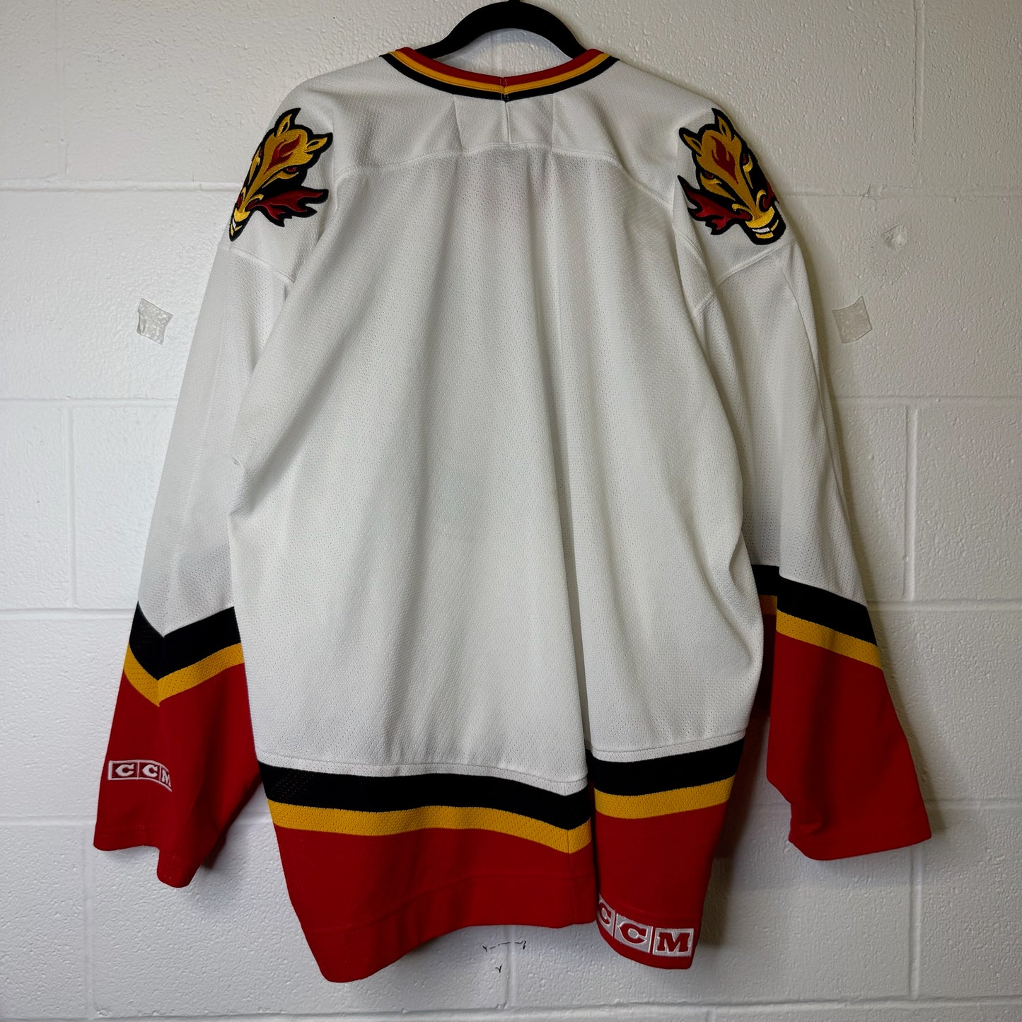 2000s Calgary Flames CCM Hockey NHL Jersey Sz XXL (B2402)
