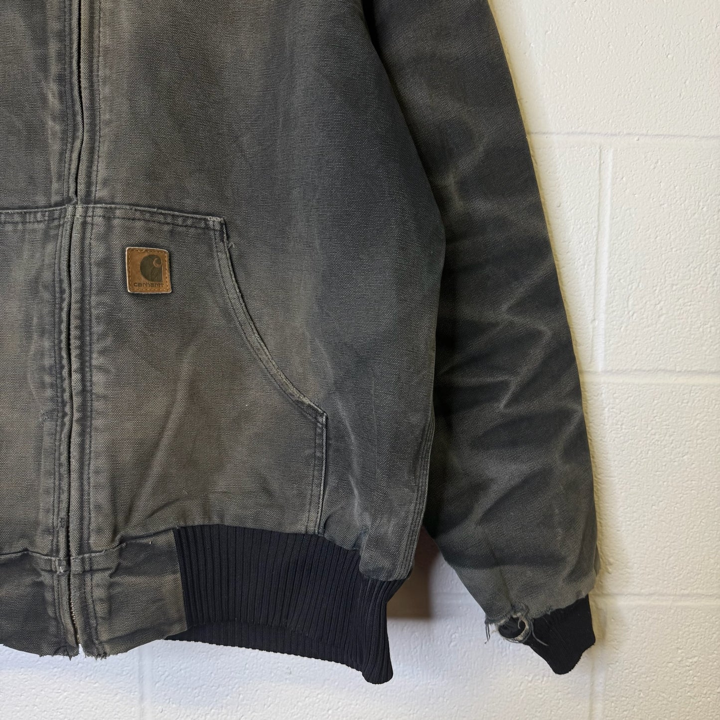 Carhartt Sun Faded Black Hooded Jacket Sz M (B1780)