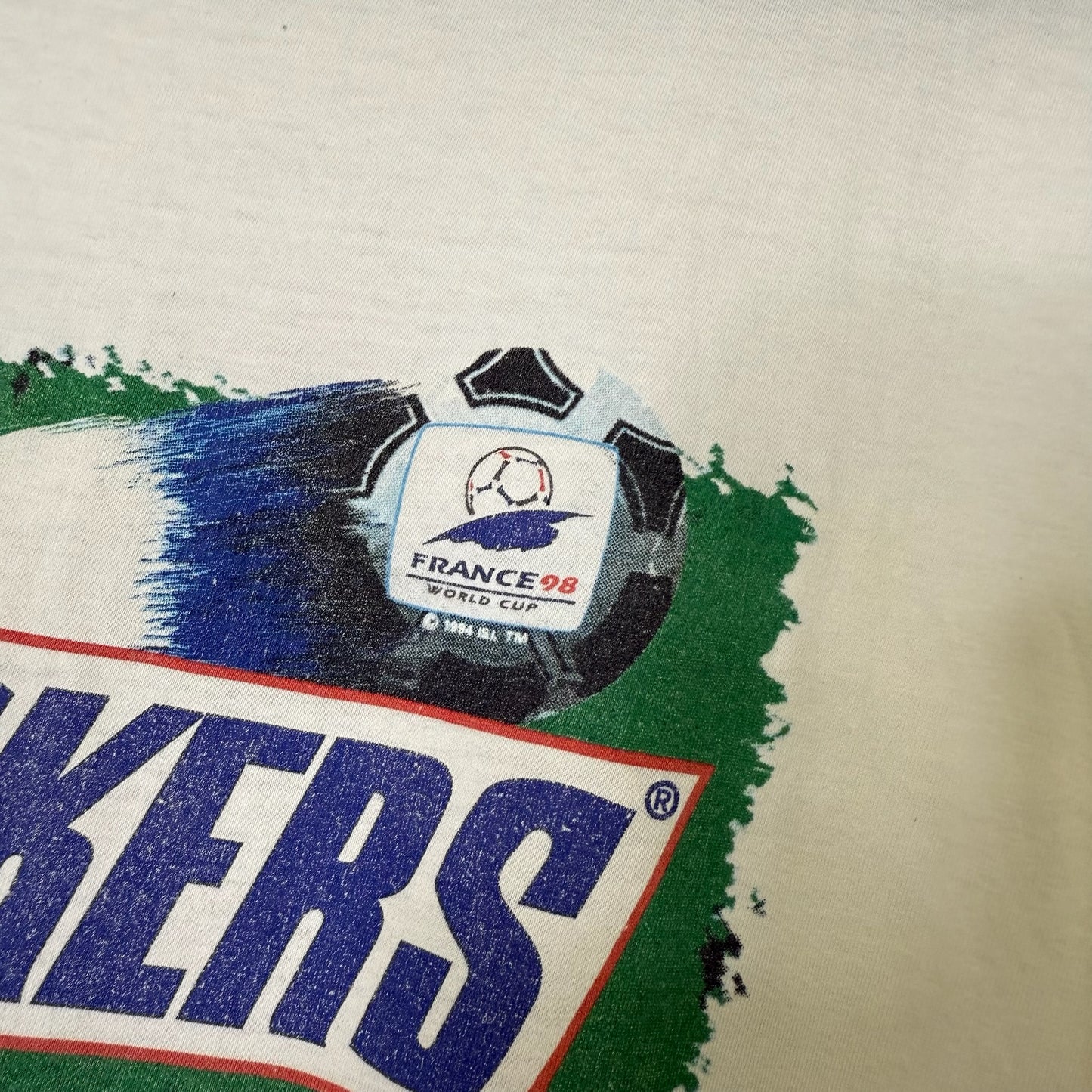 1998 FIFA World Cup Snickers Soccer T-Shirt Sz XL (B1631)