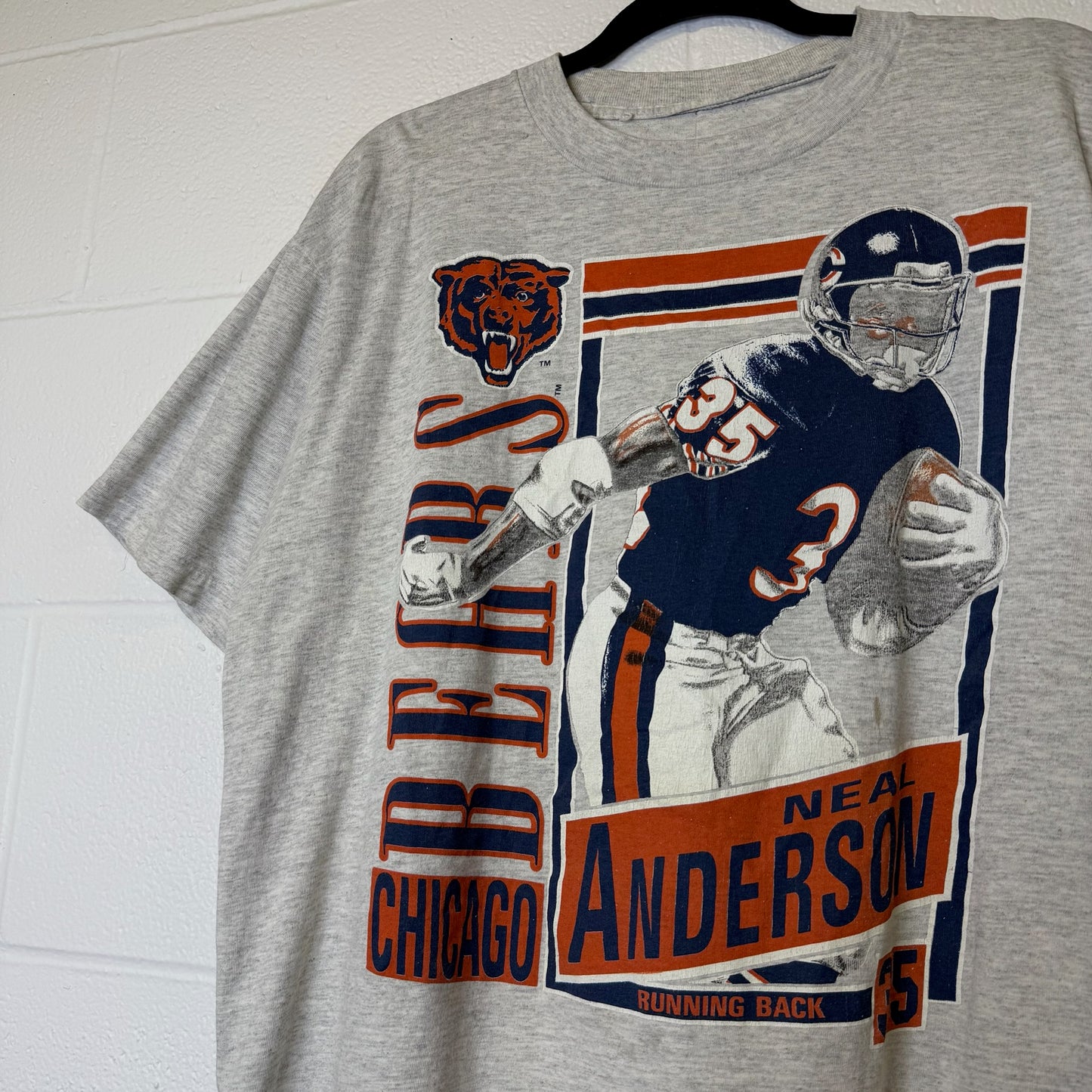 90s Chicago Bears Neal Anderson NFL Nutmeg Player Card T-shirt (B1613)