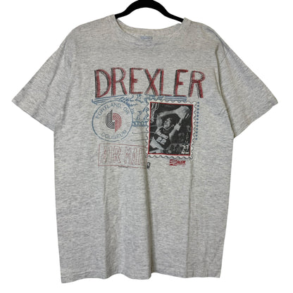 1990 Portland Trailblazers Clyde Drexler Salem Stamp NBA T-Shirt Sz L (B2202)