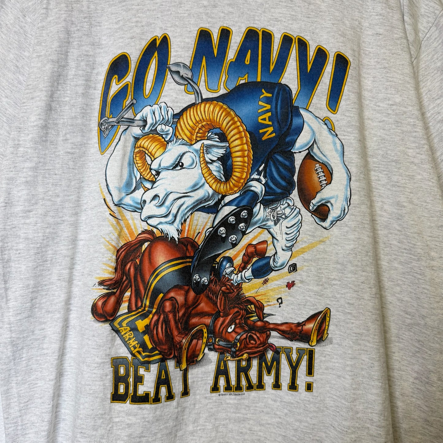 90's Navy vs Army Football NCAA T-shirt Sz L (B1586)