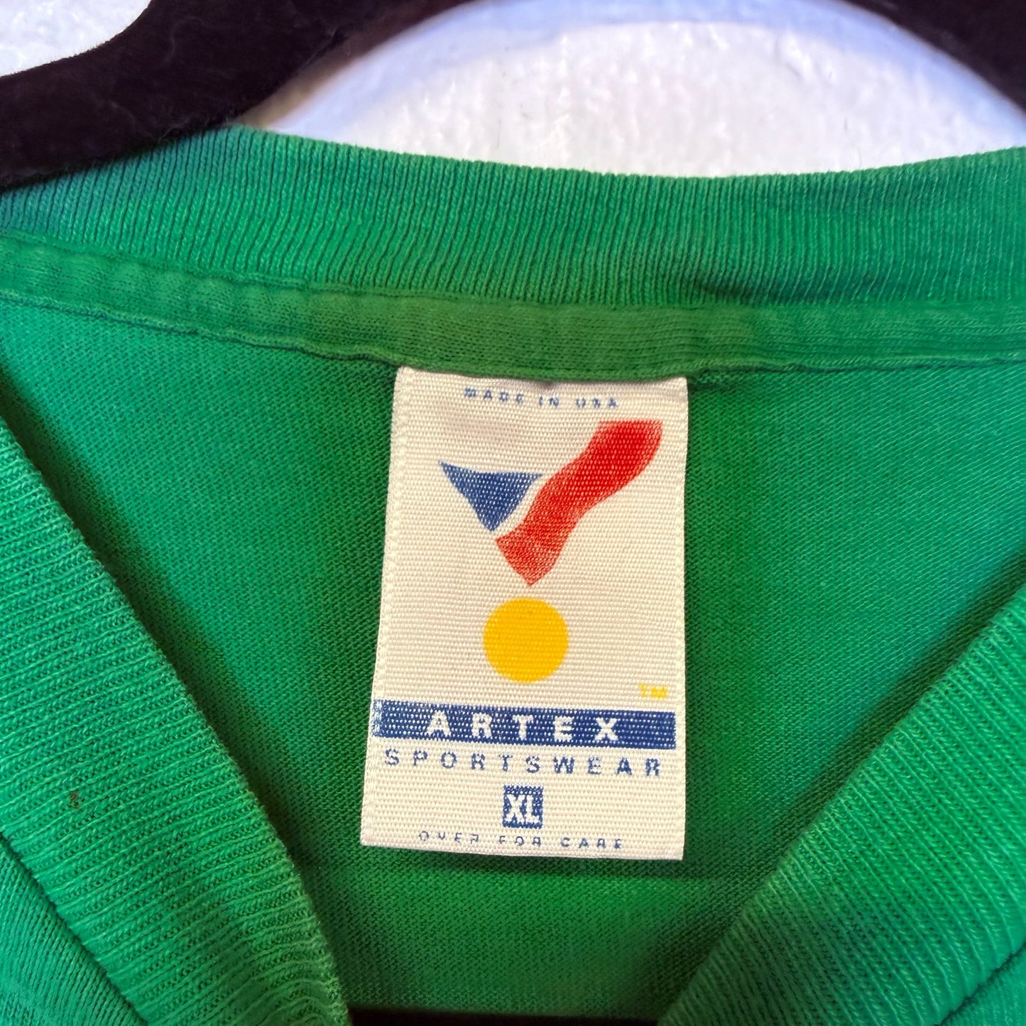 1994 Philadelphia Eagles Looney Tunes Taz NFL T-shirt Sz XL (B2474)