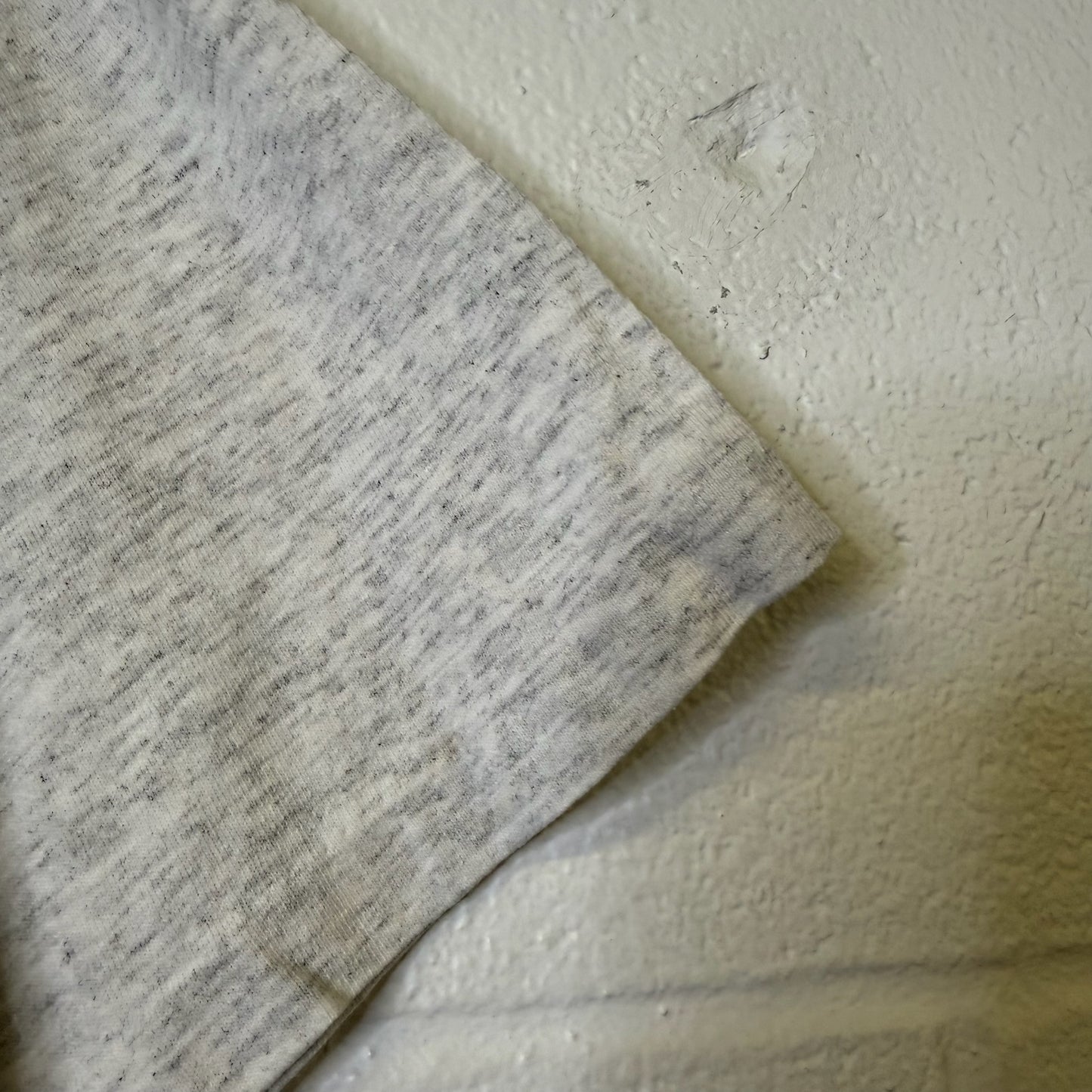 1990 Portland Trailblazers Clyde Drexler Salem Stamp NBA T-Shirt Sz L (B2202)