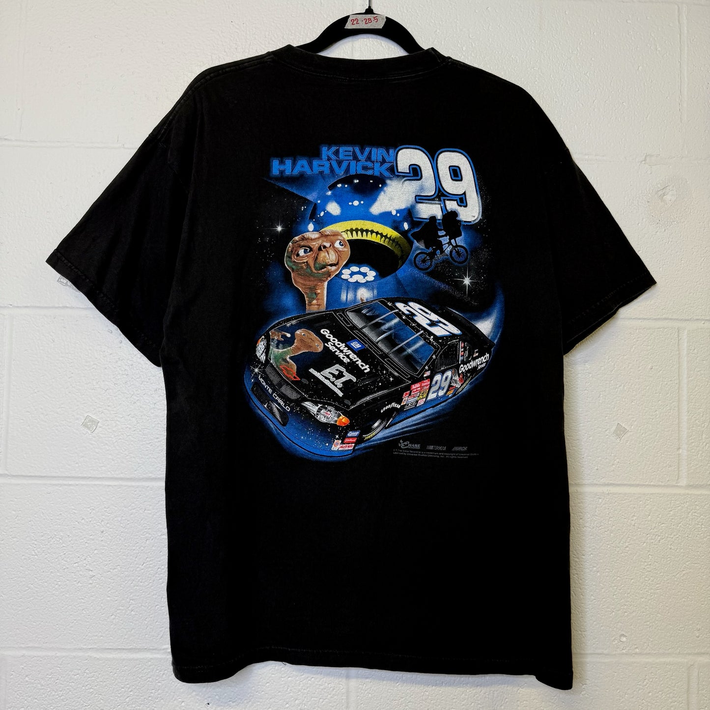 2000s Kevin Harvick E.T. Movie NASCAR T-Shirt Size M (B629)