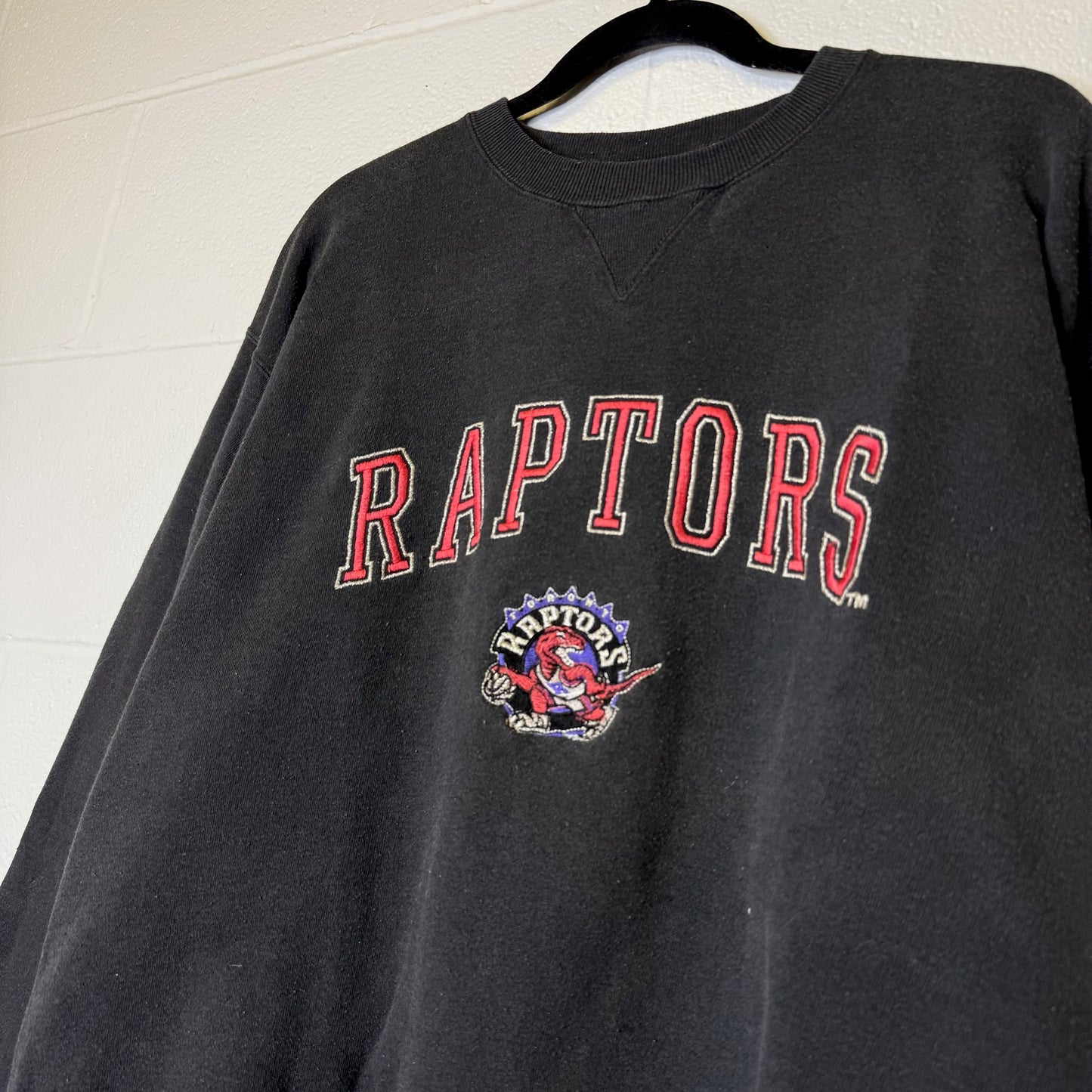 90s Toronto Raptors NBA Crewneck Sz L (8780