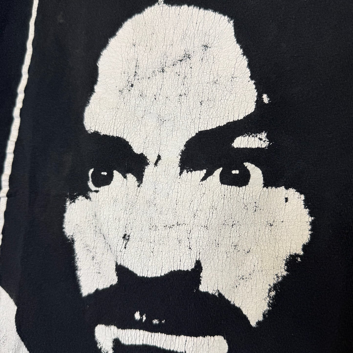 1991 Charlie Don't Surf Charles Manson T-Shirt Sz L (B2870)