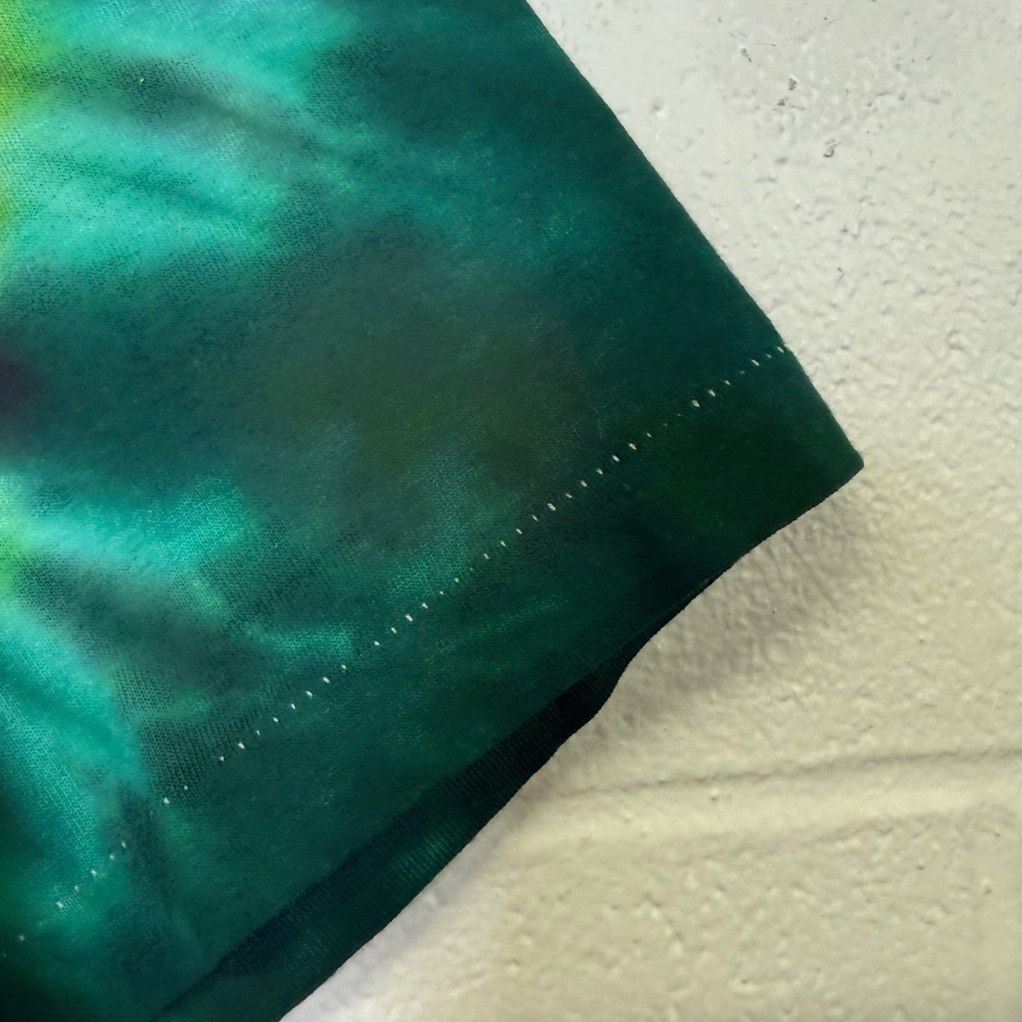 Vintage 1996 Grateful Dead Lithuania AOP T-Shirt Sz L Tie Dye Basketball
