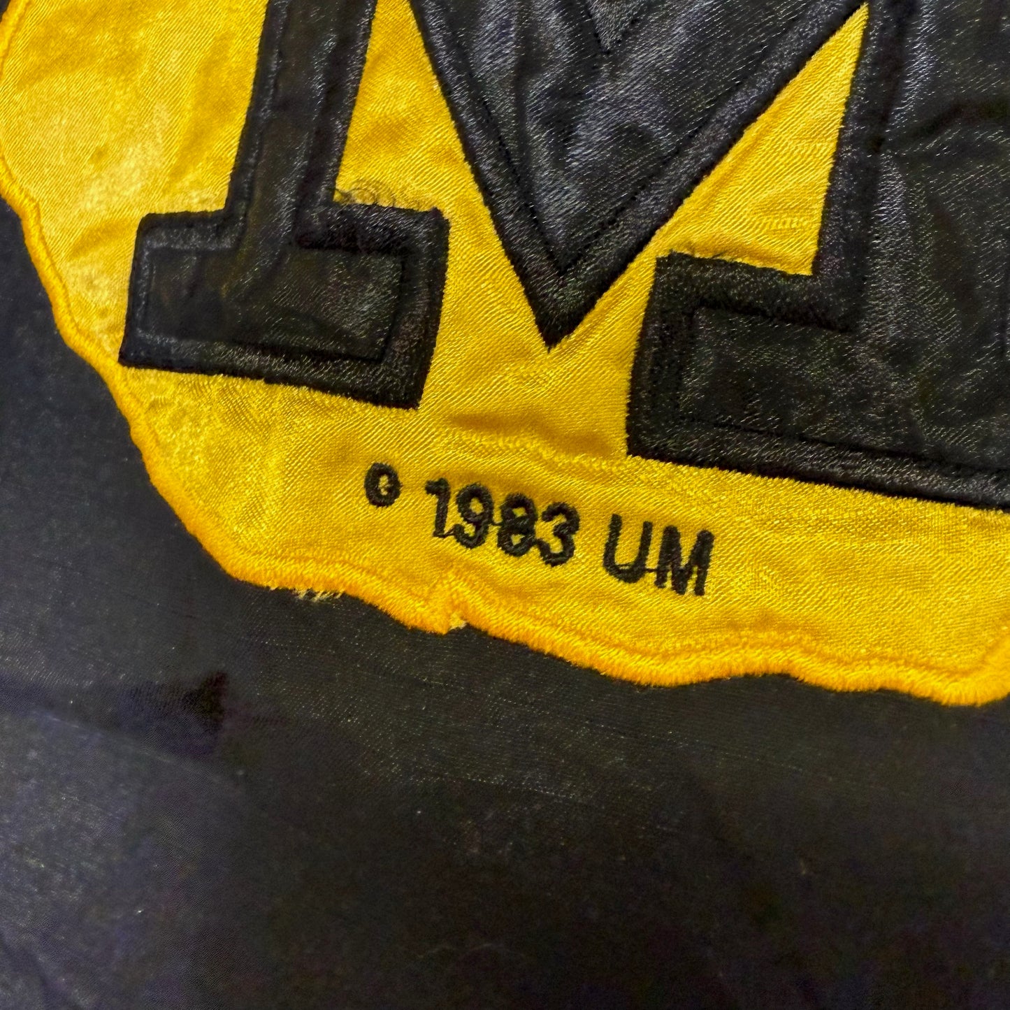 90's Missouri Tigers NCAA Starter Jacket Sz XL (B2985)