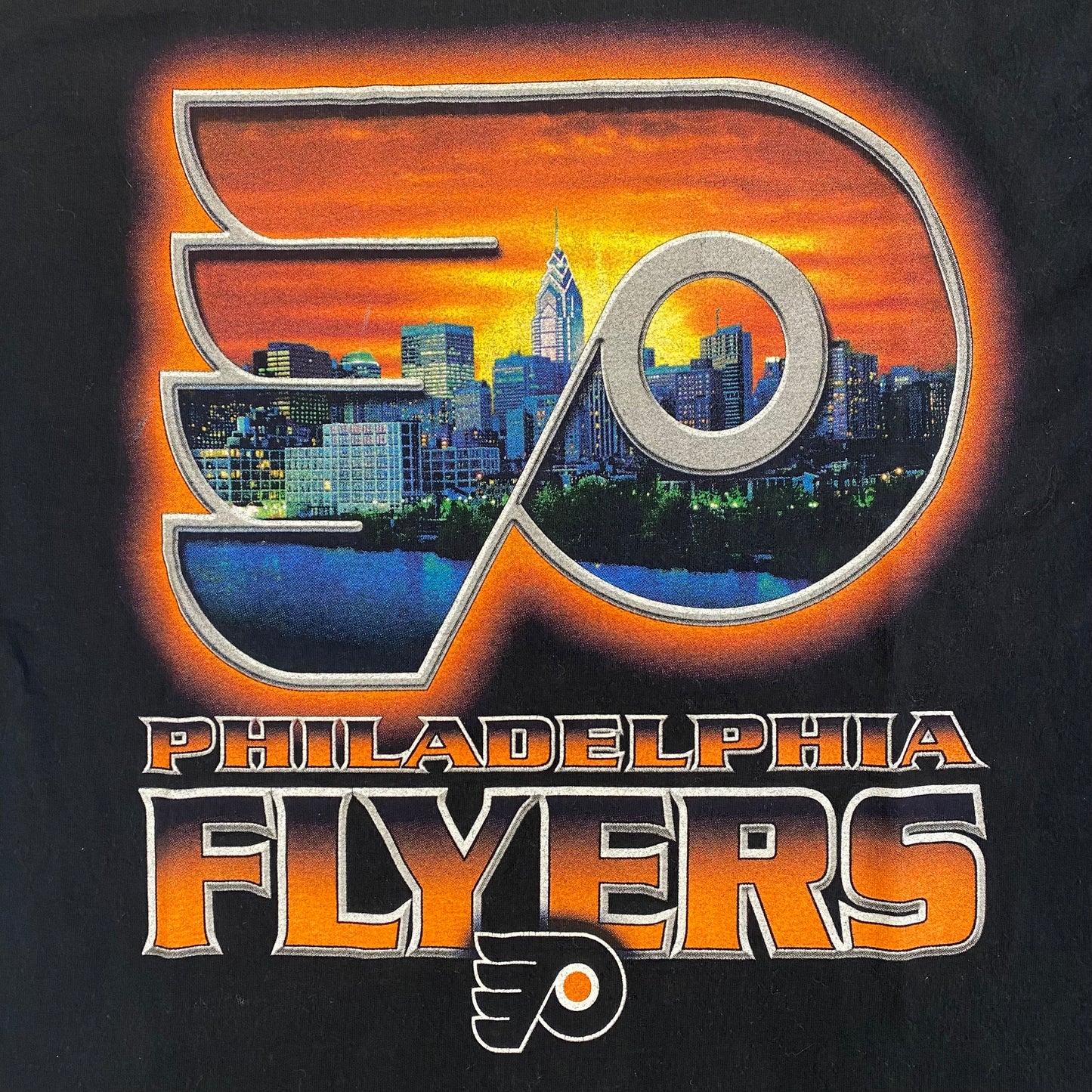 90’s Philadelphia Flyers Skyline Pro Player T-shirt Sz L (X493)