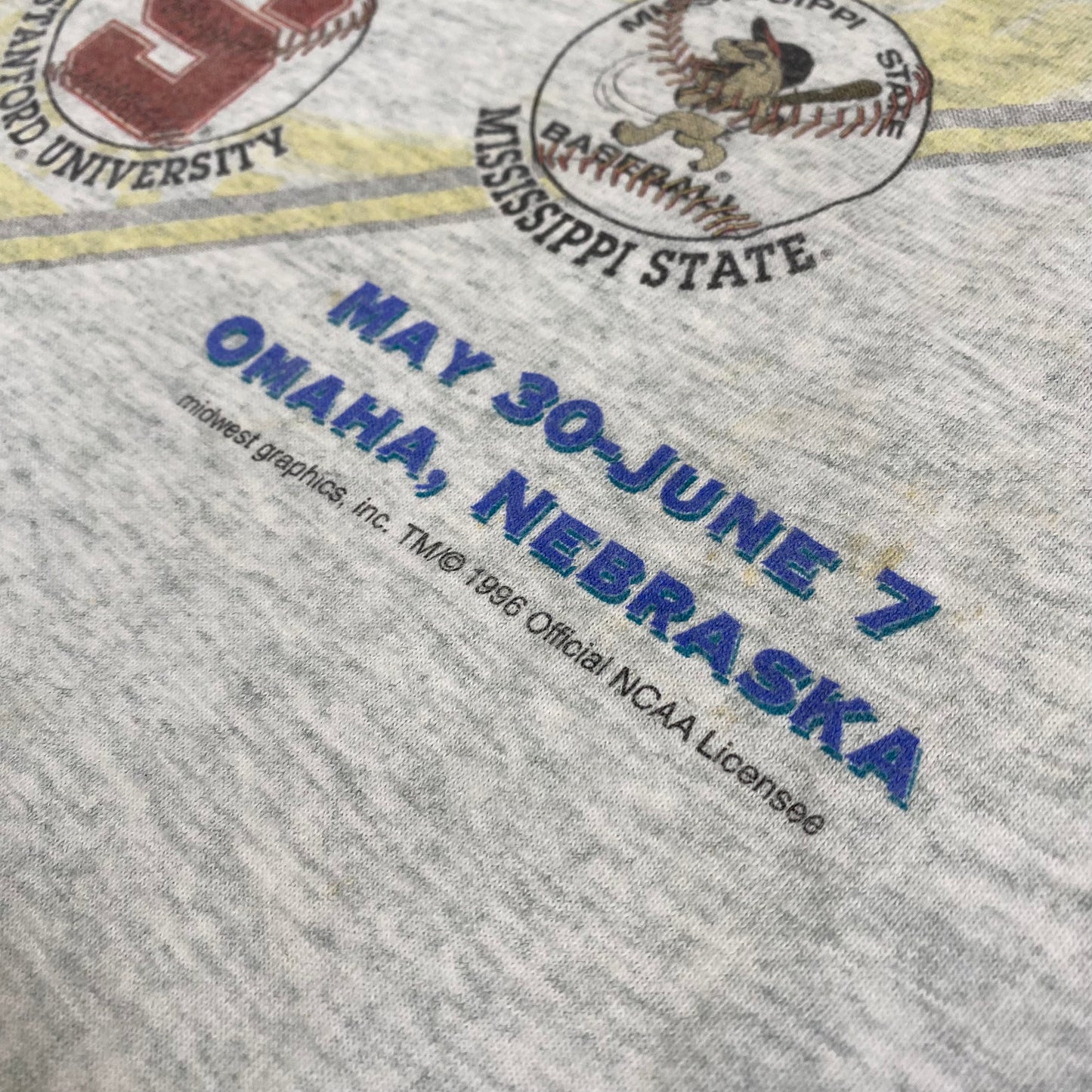 1997 NCAA Omaha Baseball T-shirt Sz XL (A539)