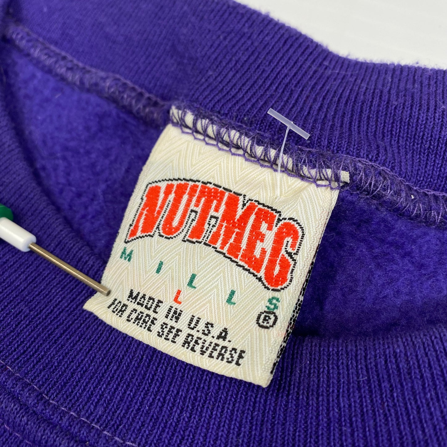 90’s Magic Johnson Nutmeg Stats Crewneck Sz L (A1397)